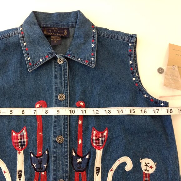 LIFE STYLE Vest Women's S Blue Denim Embroidered Cats Applique Button - Picture 12 of 14